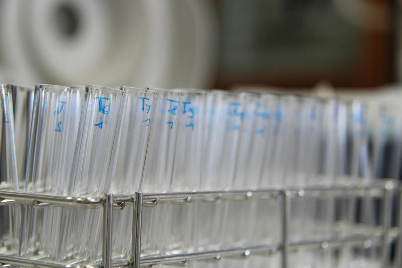 Correlation between social factors and anxiety-depression in function dyspepsia: do relationships exist?